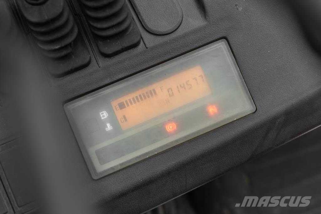 Manitou MI 30 D Дизельні навантажувачі