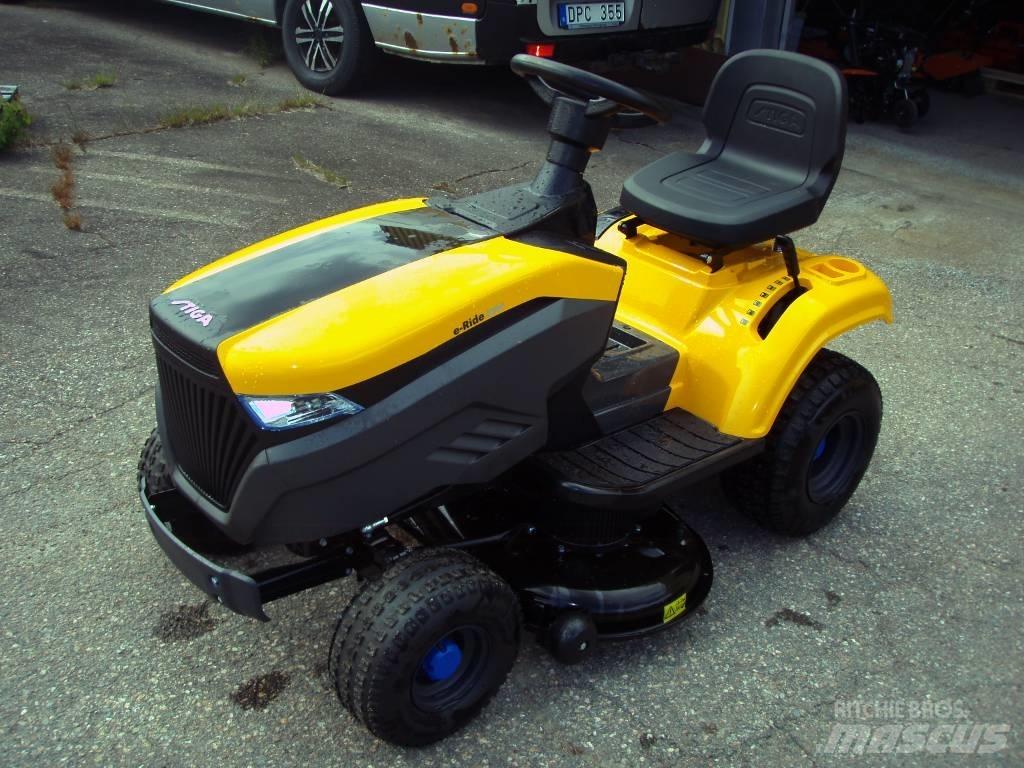 Stiga E-Ride S 300 Самохідні газонокосарки
