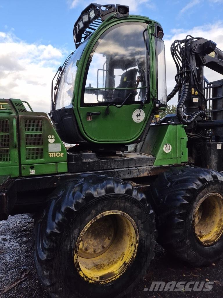 John Deere 1110 E Форвардери