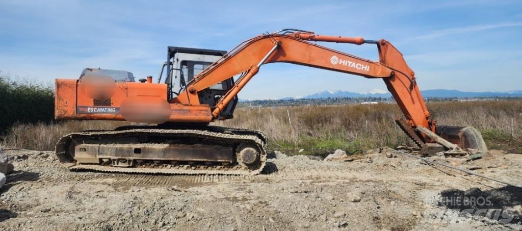 Hitachi EX 200 LC Гусеничні екскаватори