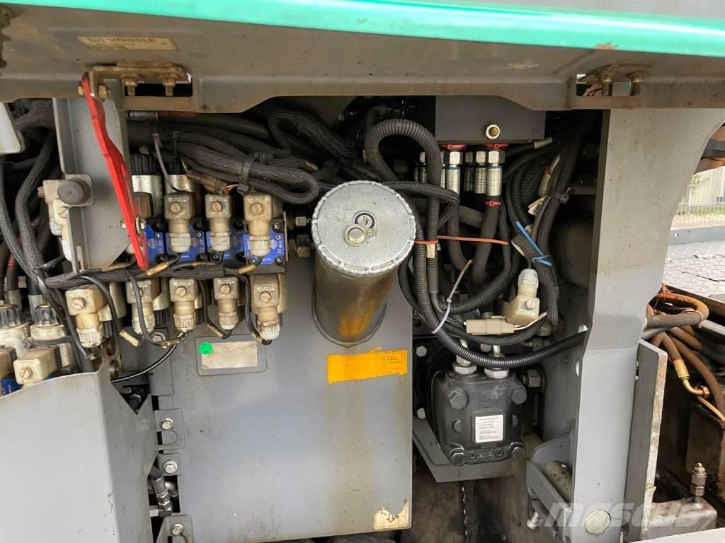 Vögele SUPER 1300-3I Асфальтовкладачі
