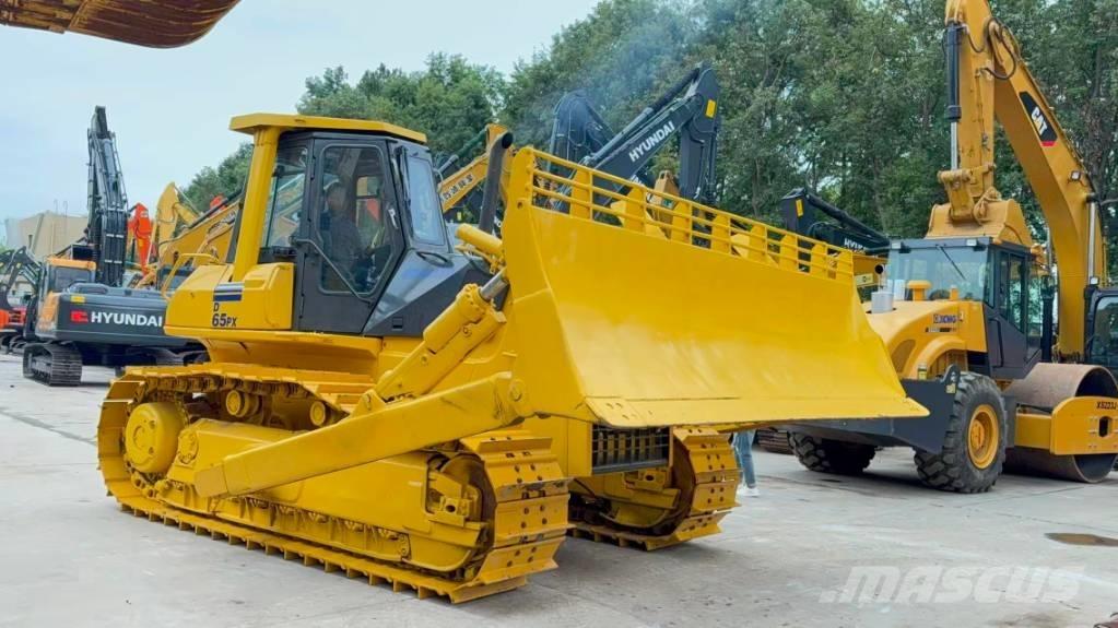 Komatsu D 65 PX-12 Гусеничні бульдозери