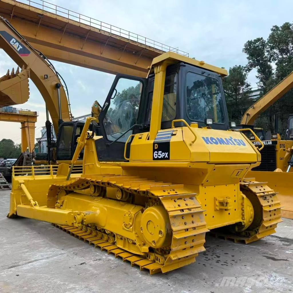 Komatsu D 65 PX-12 Гусеничні бульдозери