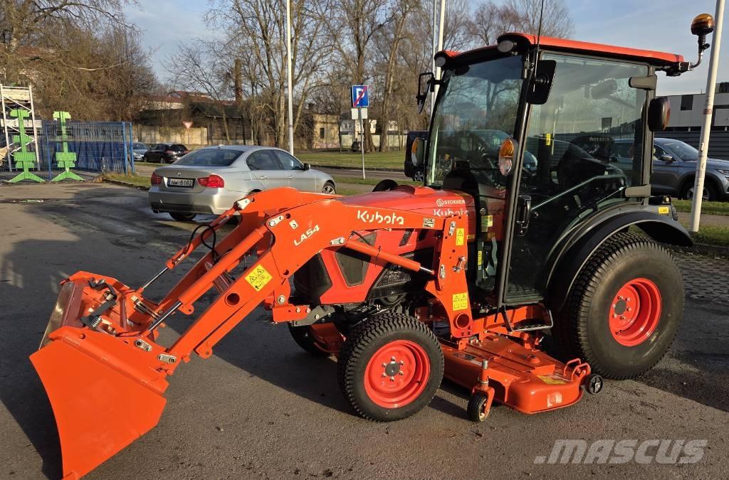 Kubota LX401 Трактори