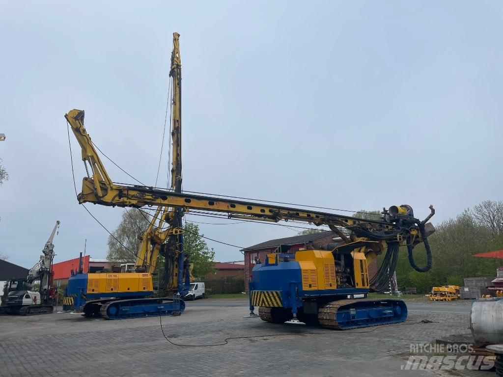 Bauer BG 15 H Стаціонарні бурові установки