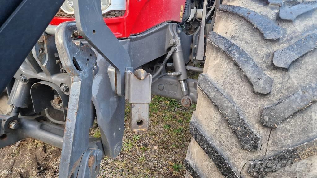 Massey Ferguson 7724 Трактори