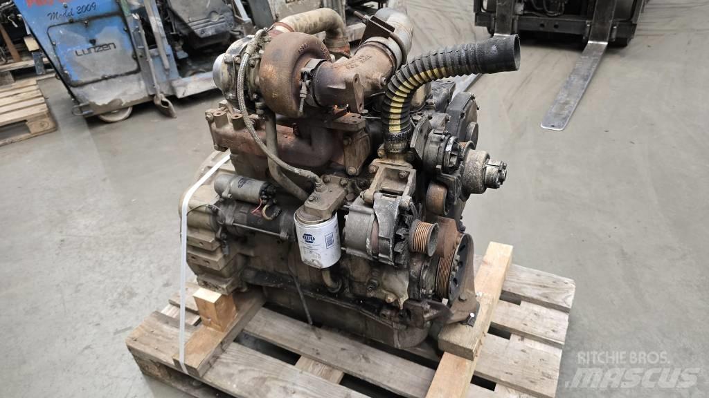 Cummins 4BT3.9-G2 Двигуни