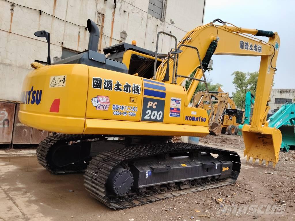 Komatsu PC 200-8 Гусеничні екскаватори