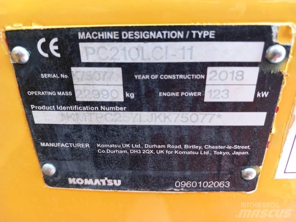 Komatsu PC210LCI-11 Гусеничні екскаватори