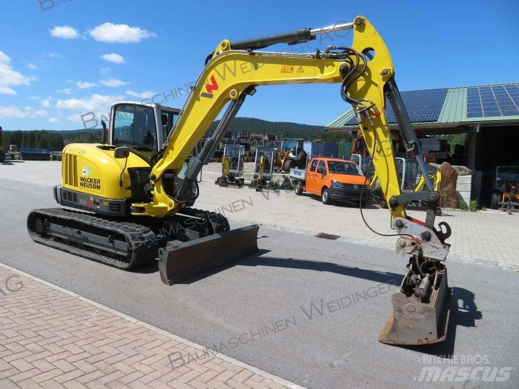 Neuson EZ 80 Середні екскаватори 7т. - 12т.