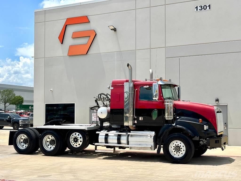 Western Star 4900 Тягачі