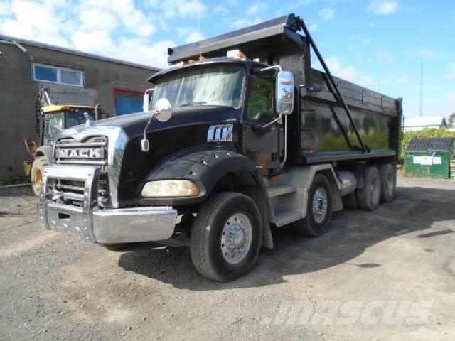Mack GU813 Самоскиди