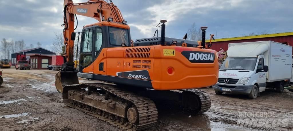 Doosan DX 255 LC-3 Гусеничні екскаватори