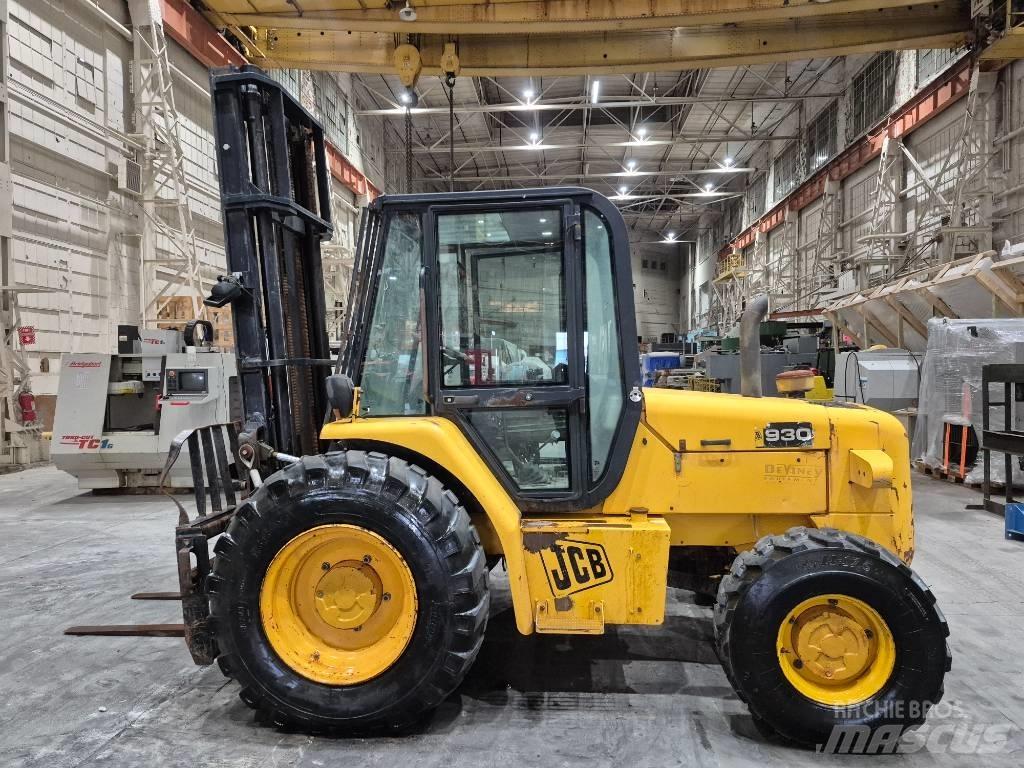 JCB 930 Інше