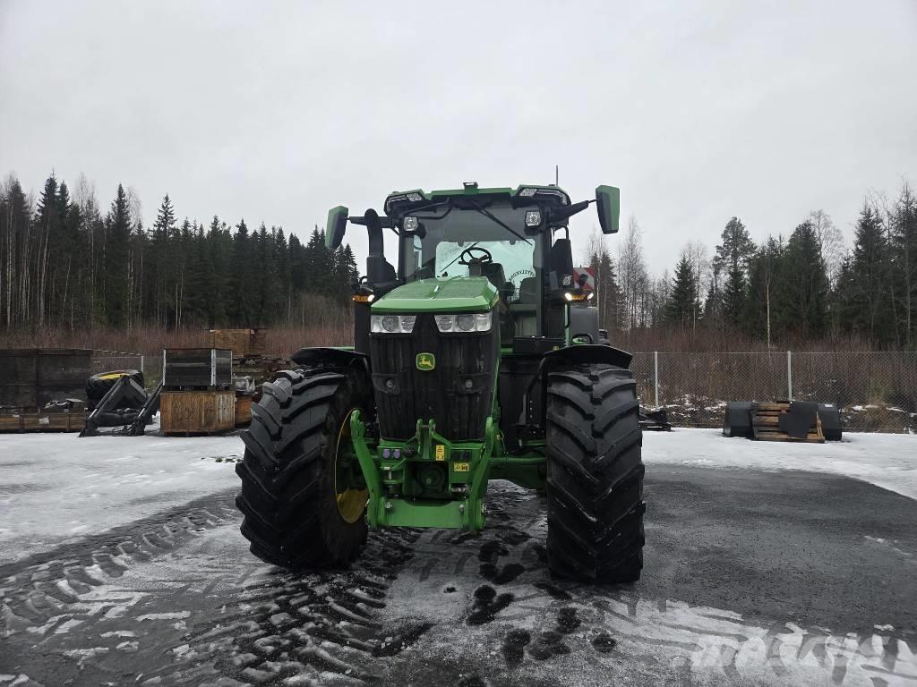 John Deere 7R 330 Трактори