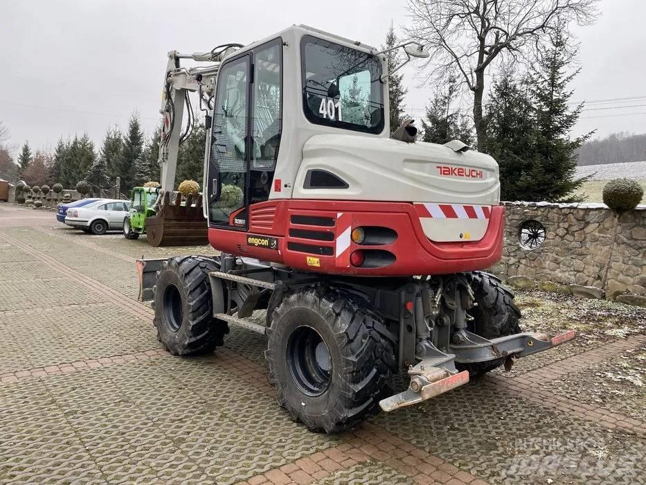 Takeuchi TB 295 Колісні екскаватори