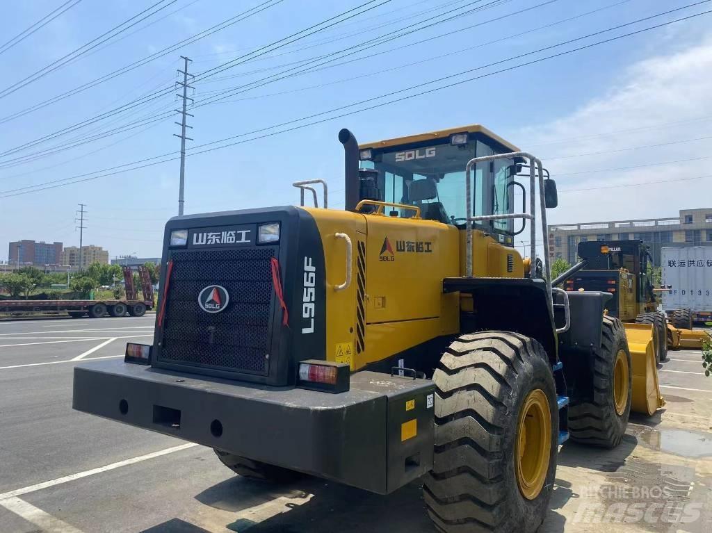 SDLG L956F Фронтальні навантажувачі