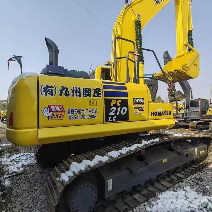 Komatsu PC 210 Гусеничні екскаватори