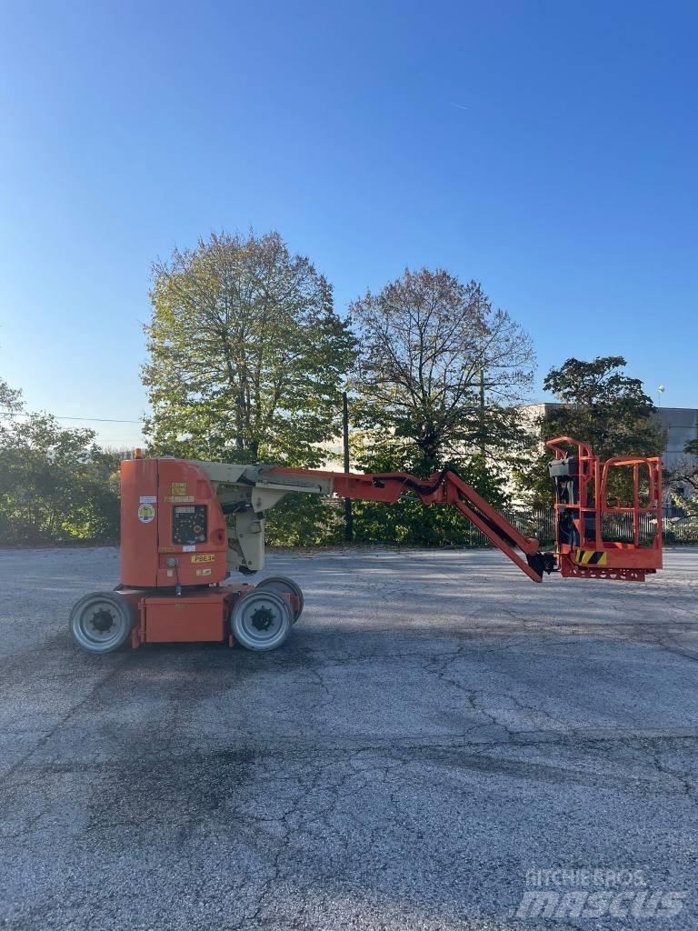 JLG 300 AJP Колінчаті підйомники
