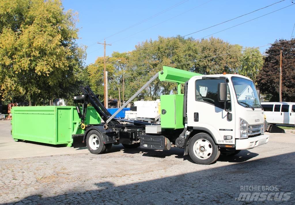 Isuzu NRR Вантажівки з гаковим підйомом