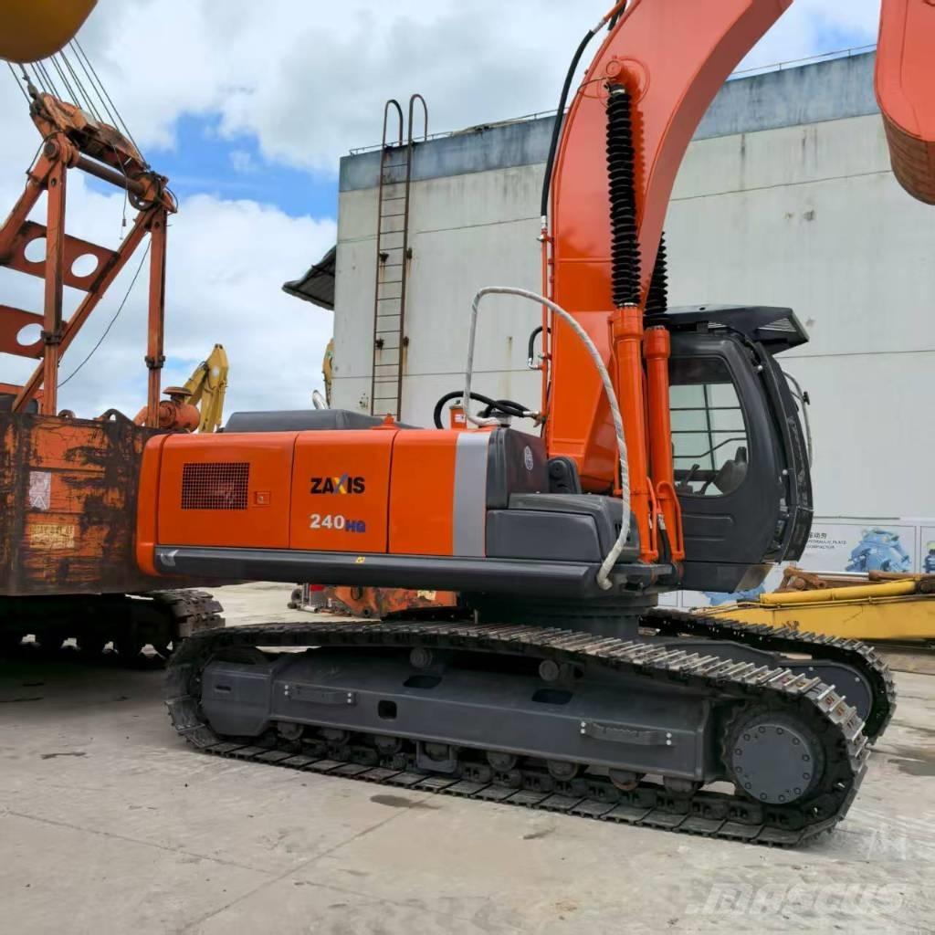 Hitachi ZX 240 HG Гусеничні екскаватори