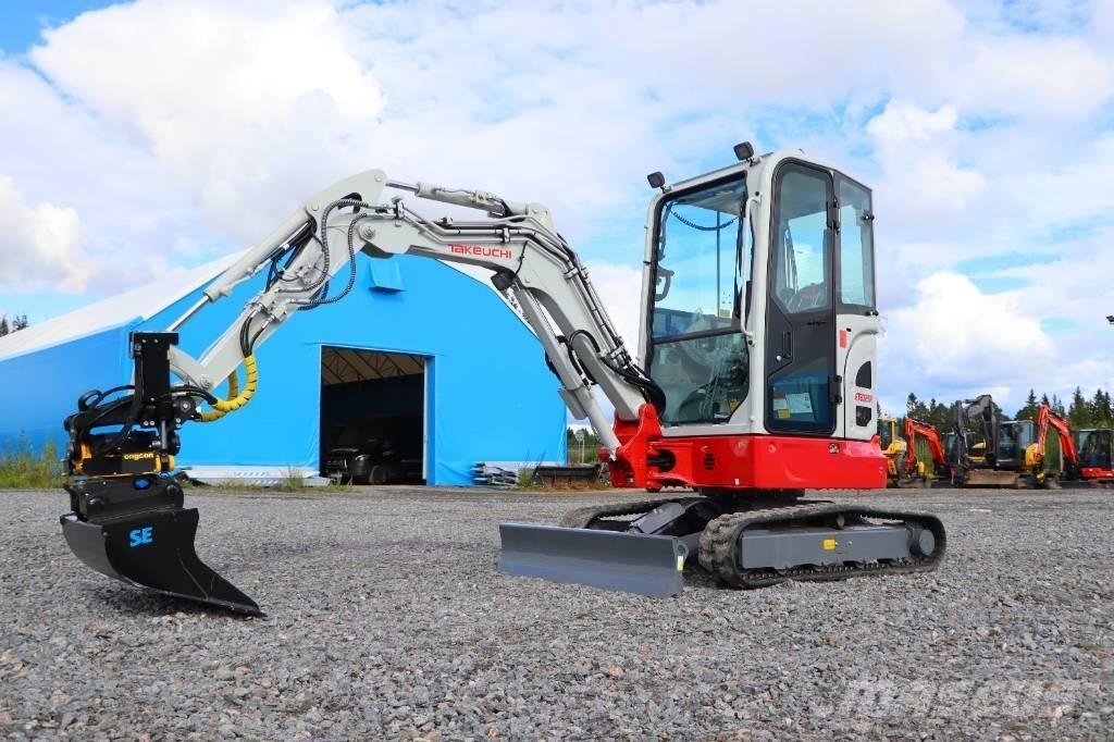 Takeuchi TB325R Міні-екскаватори < 7т