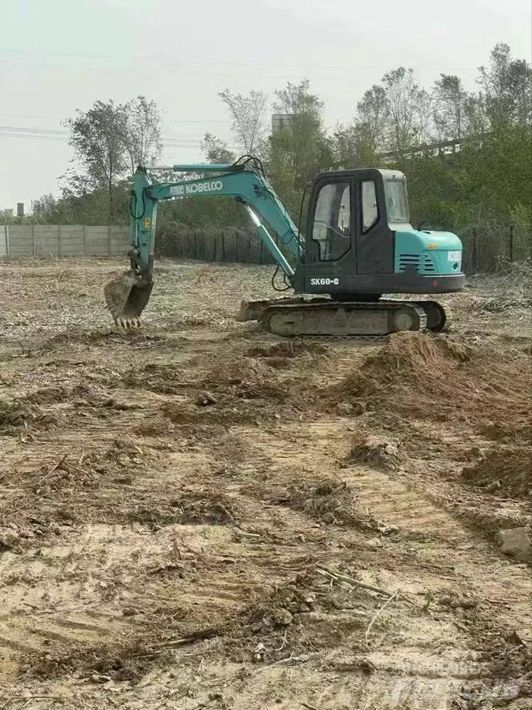 Kobelco SK60 Гусеничні екскаватори