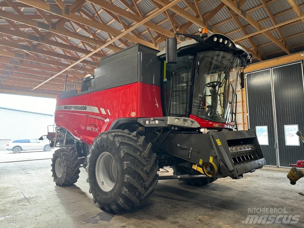 Massey Ferguson 7370 Зернозбиральні комбайни