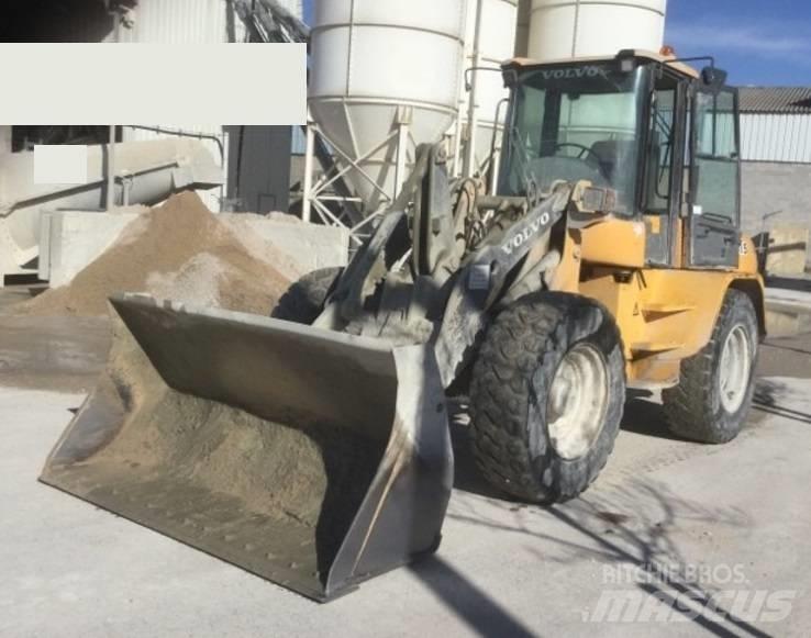 Volvo L 45 Фронтальні навантажувачі