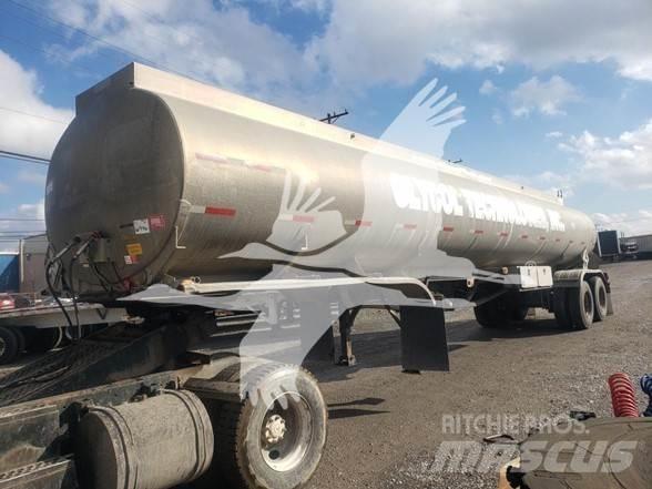 Fruehauf WATER TANK Напівпричепи-автоцистерни