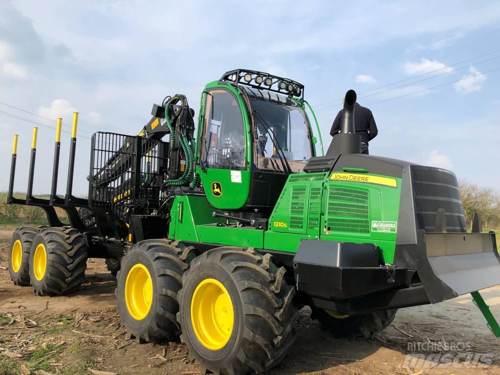 John Deere 1210 G Форвардери
