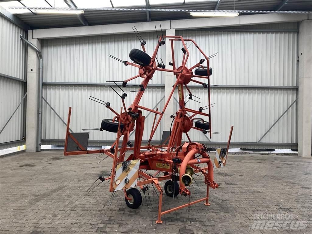 Kuhn GF 6301 MH Граблі і сінозворушувачі