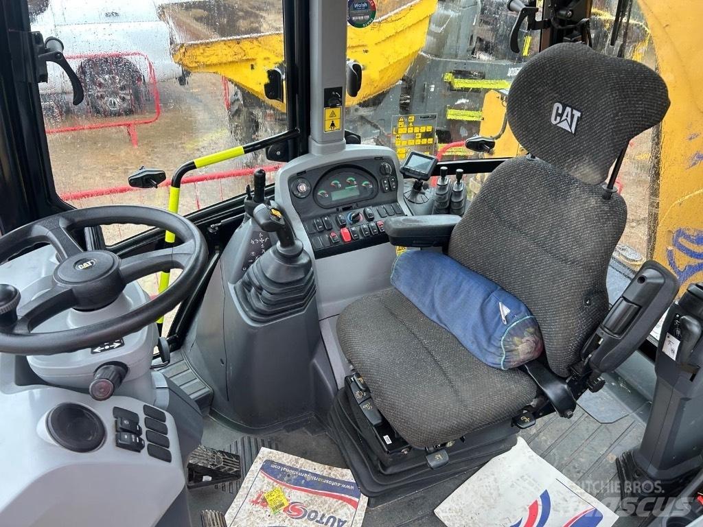 CAT 432 F2 Екскаватори-навантажувачі