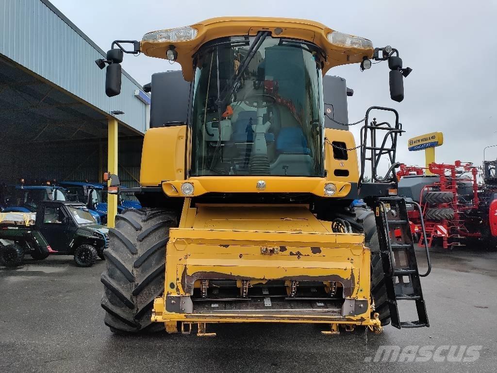 New Holland CX 8080 Зернозбиральні комбайни