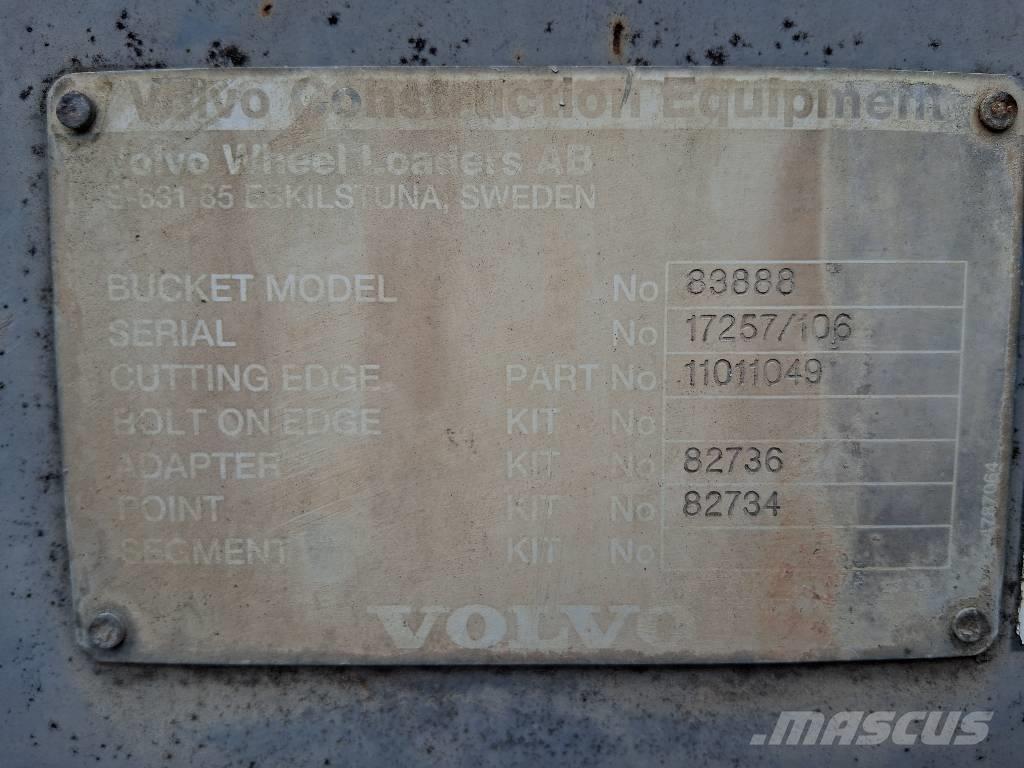 Volvo L 60 G Фронтальні навантажувачі