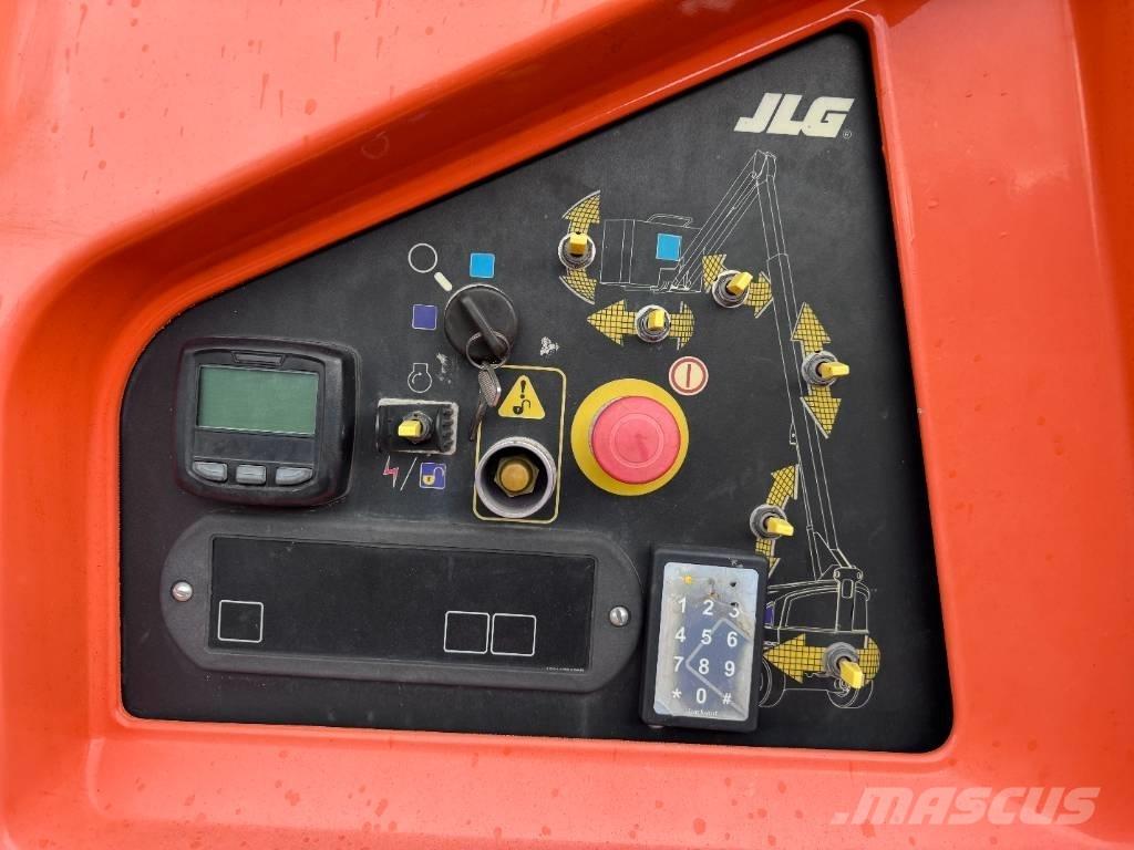 JLG 460 SJ Телескопічні підйомники