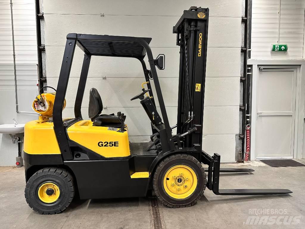  DOOSON G25E-3 Газові навантажувачі