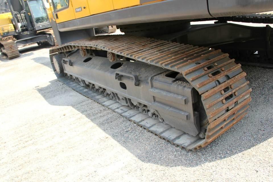 Volvo EC290 Гусеничні екскаватори