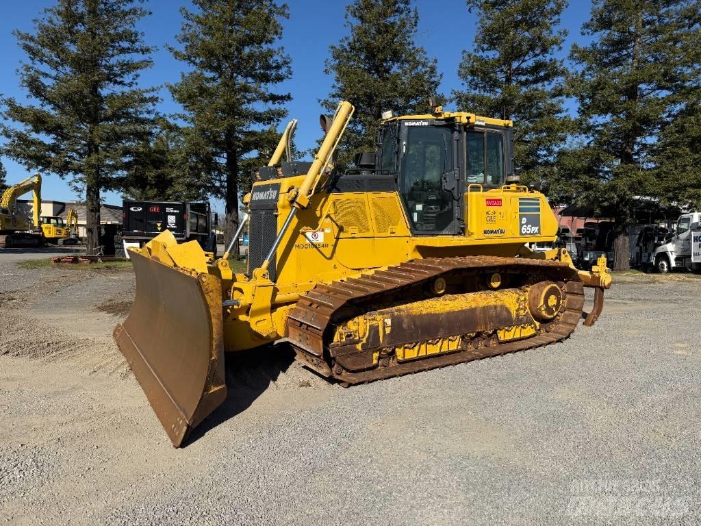 Komatsu D65PX-18 Гусеничні бульдозери