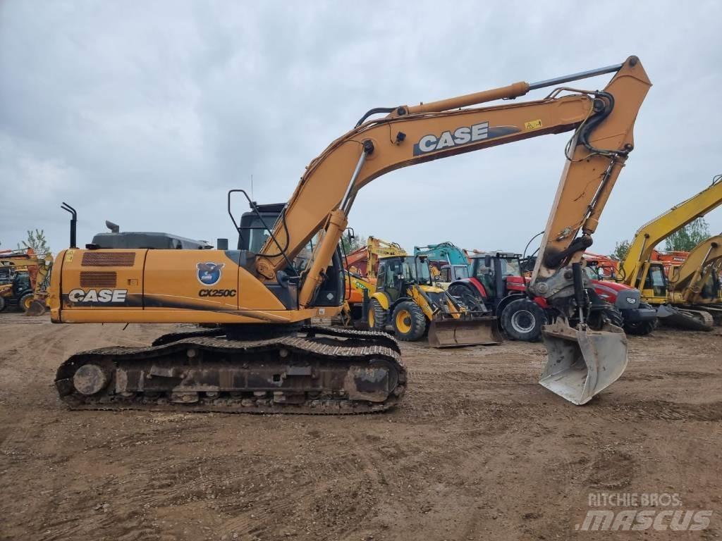 CASE CX 250 C Гусеничні екскаватори