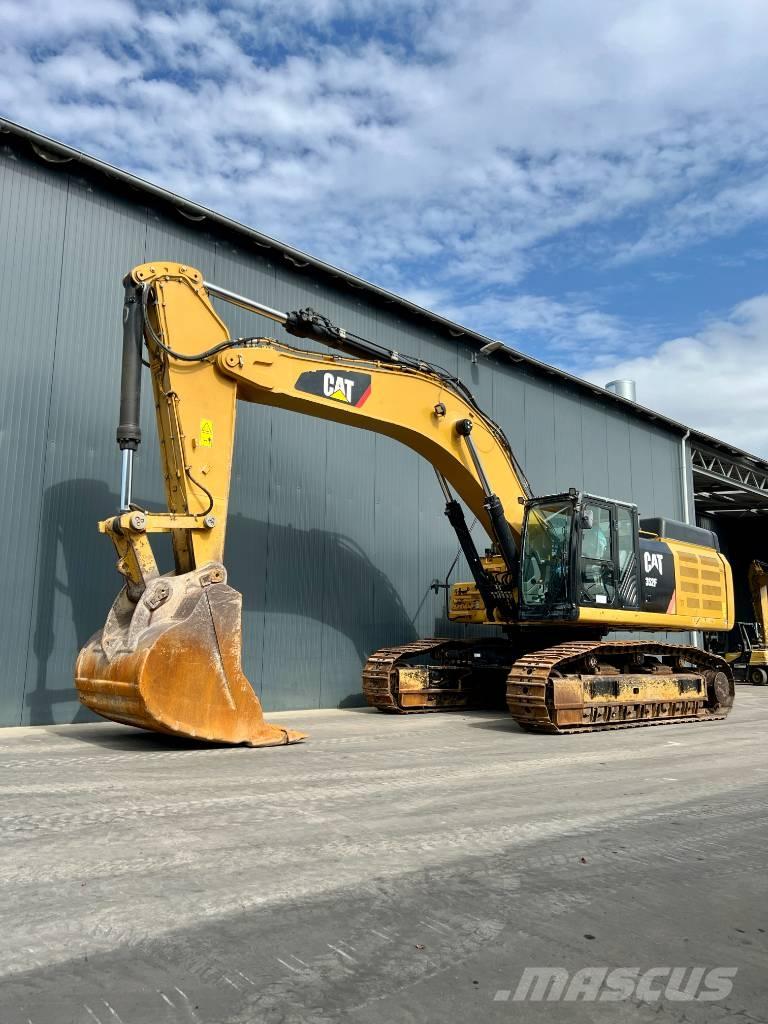 CAT 352F Гусеничні екскаватори