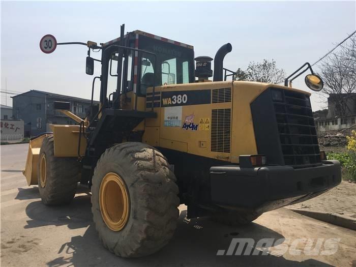 Komatsu WA 380 Фронтальні навантажувачі
