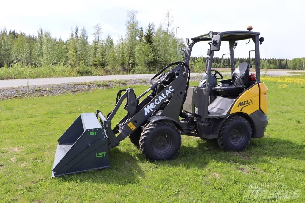 Mecalac MCL2 Малі навантажувачі