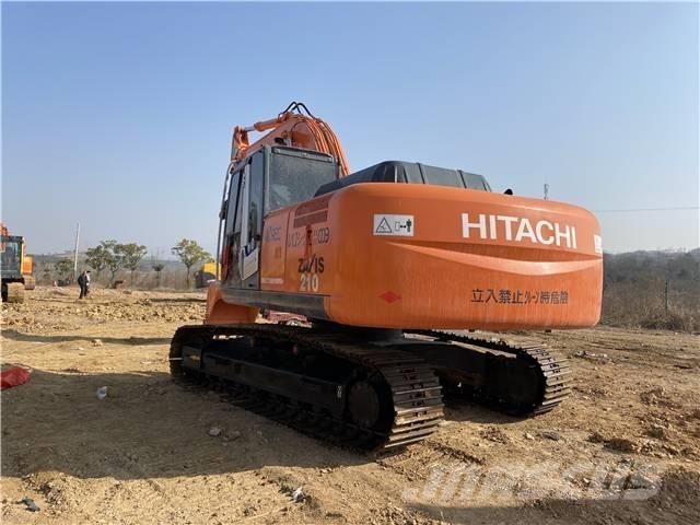 Hitachi ZX210 Гусеничні екскаватори