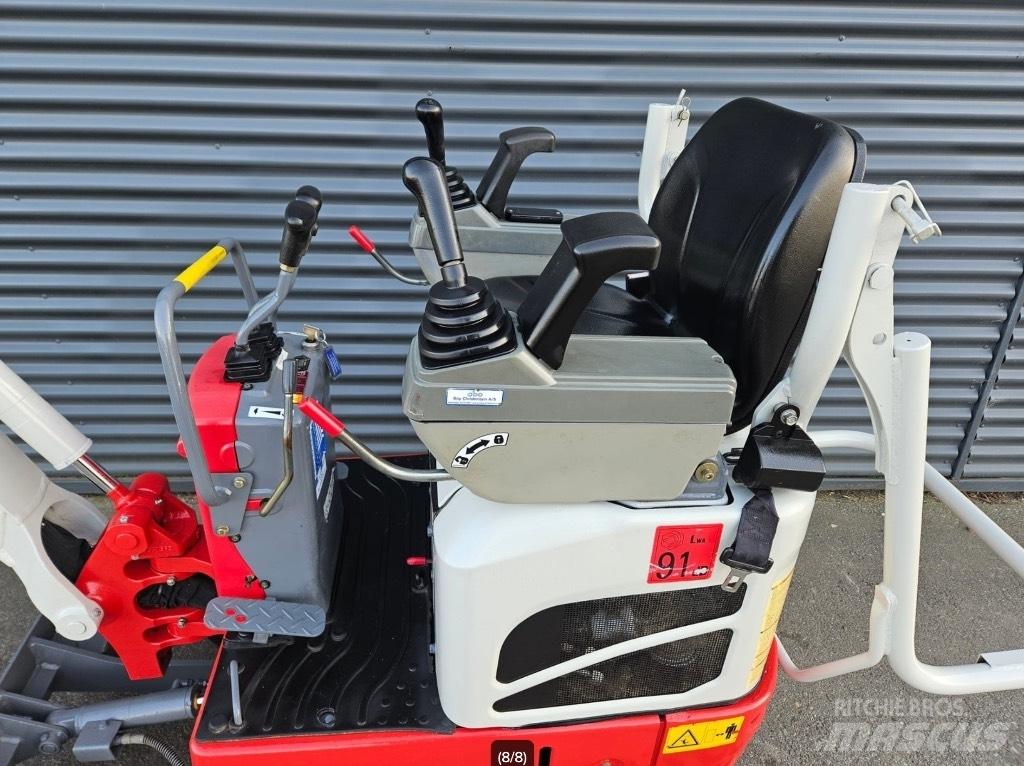Takeuchi TB 210 R Міні-екскаватори < 7т