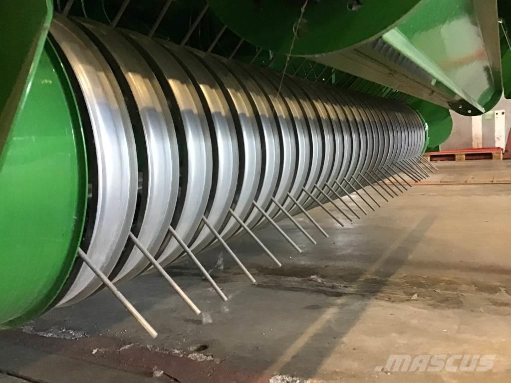 John Deere V461M Рулонні прес-підбирачі