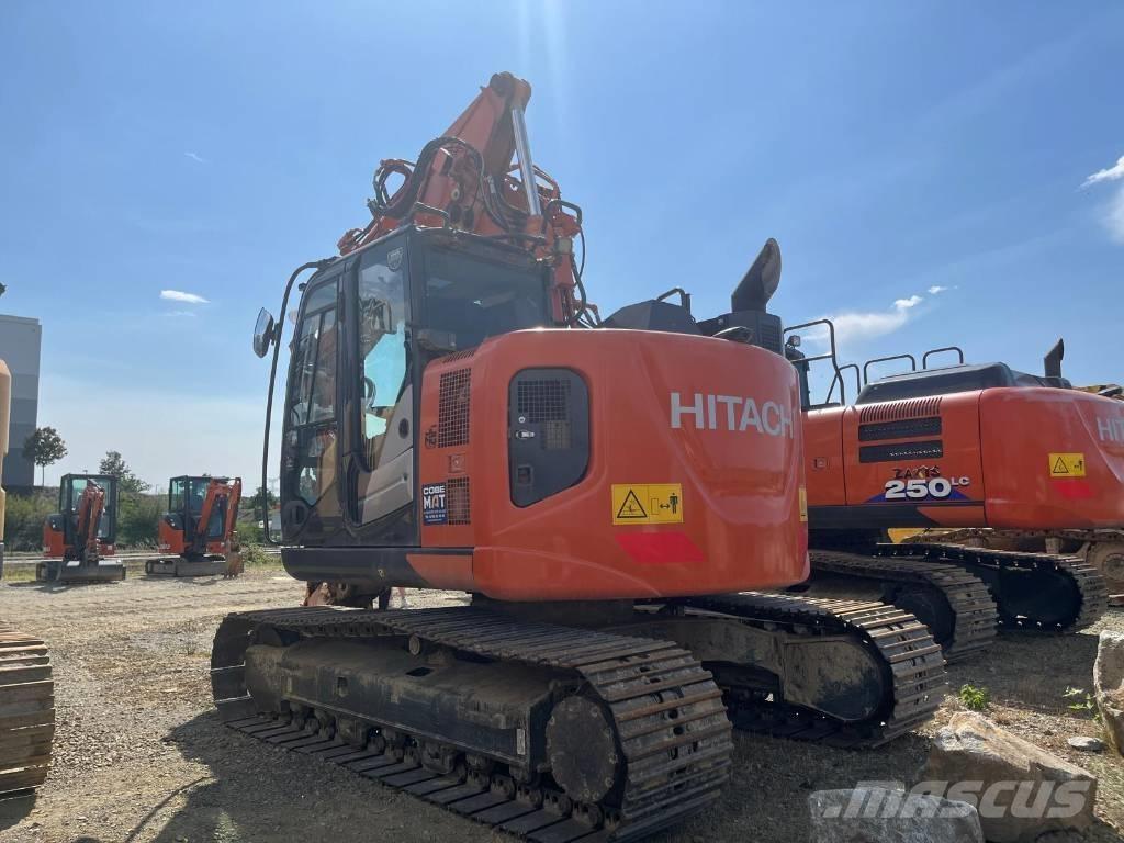 Hitachi ZX135US-6-2P Гусеничні екскаватори