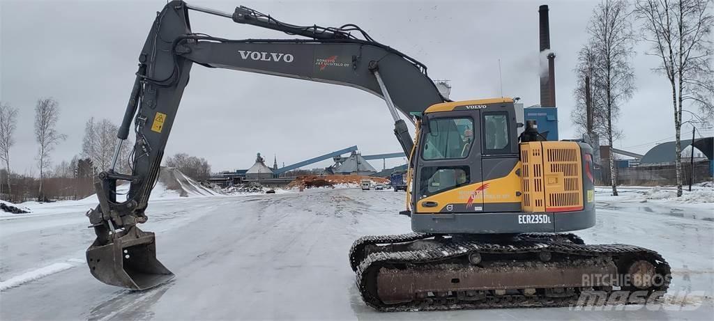 Volvo ECR235DL Гусеничні екскаватори