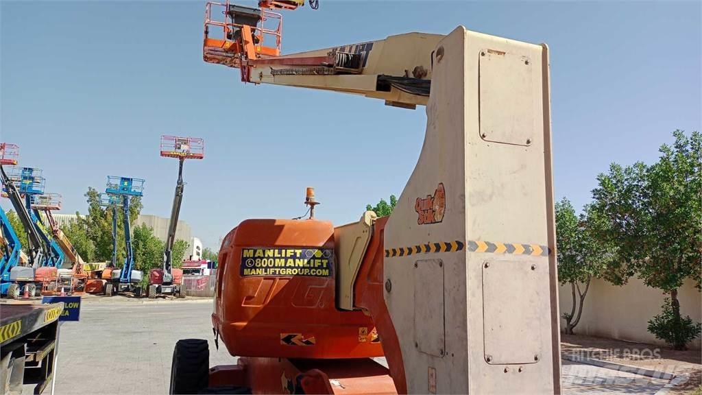 JLG 800AJ Колінчаті підйомники