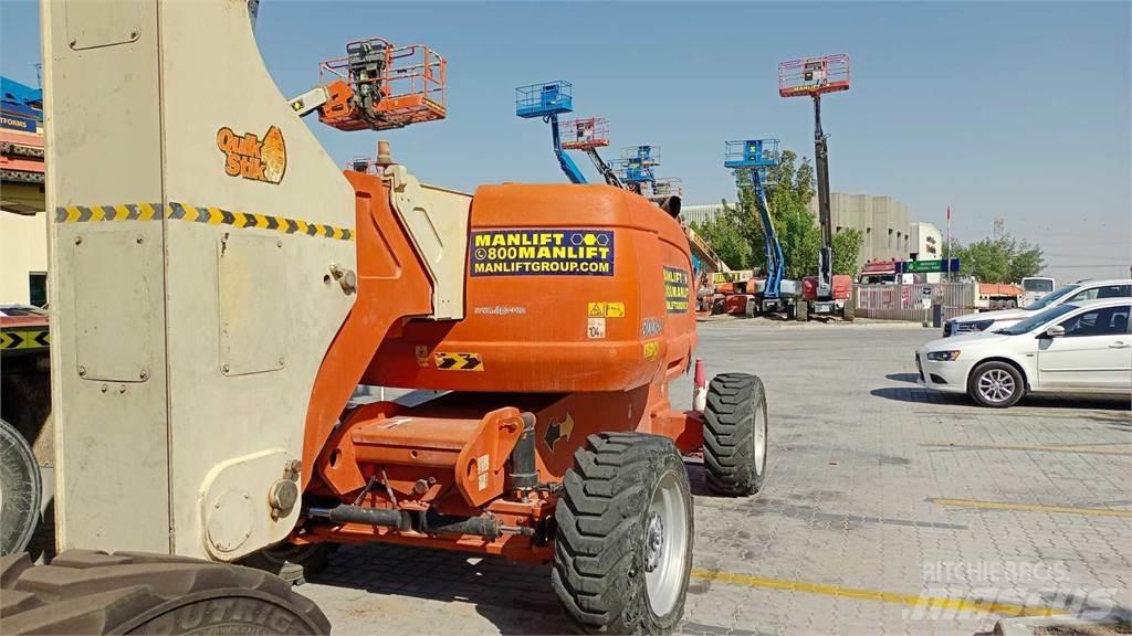 JLG 800AJ Колінчаті підйомники